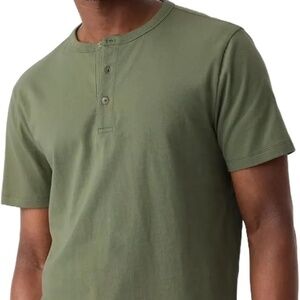 Men’s Green Henley T-shirt (medium) | Gap - Everyday Soft